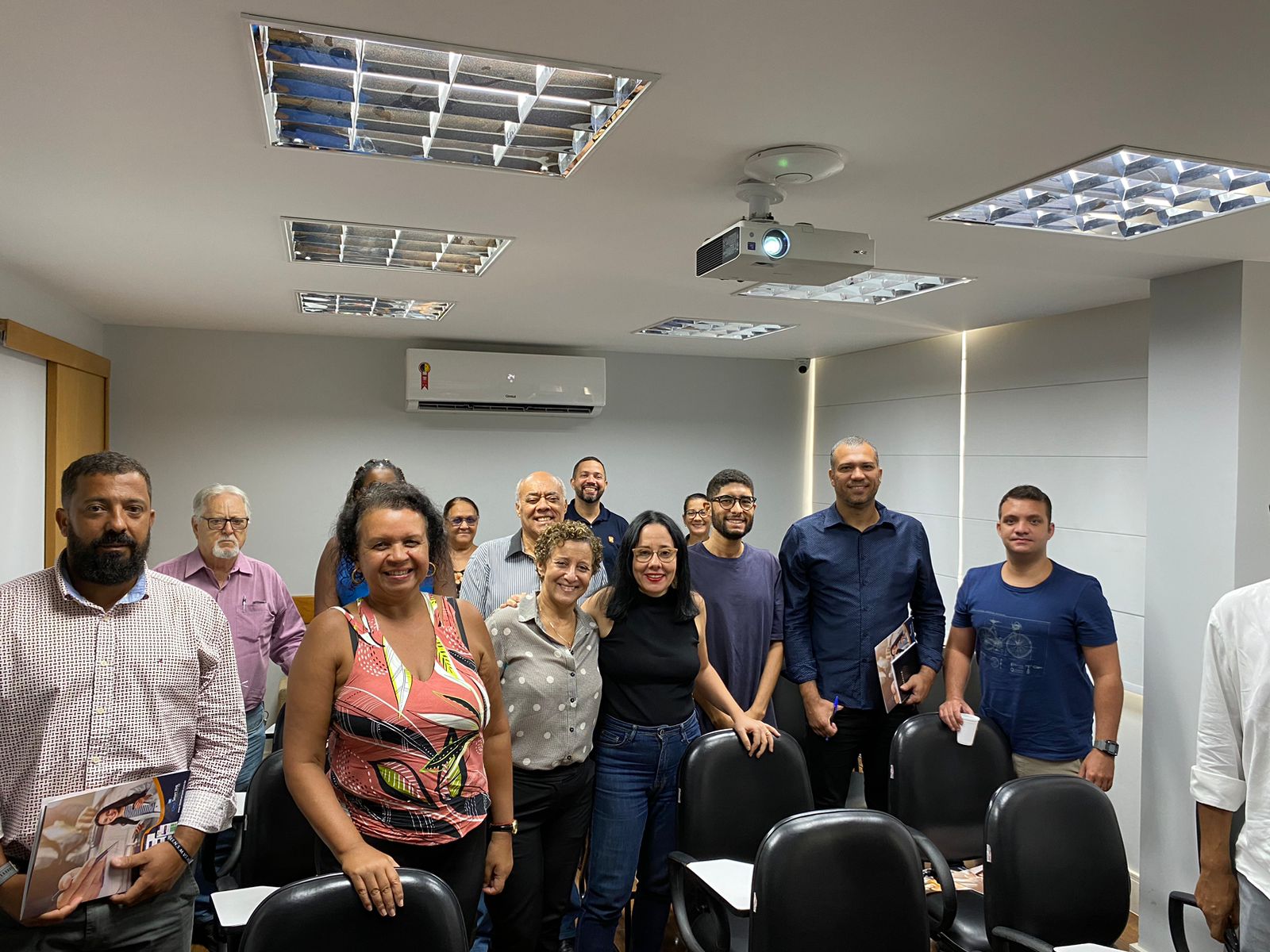 Café com dicas tributárias no auditório da MG Treinamentos