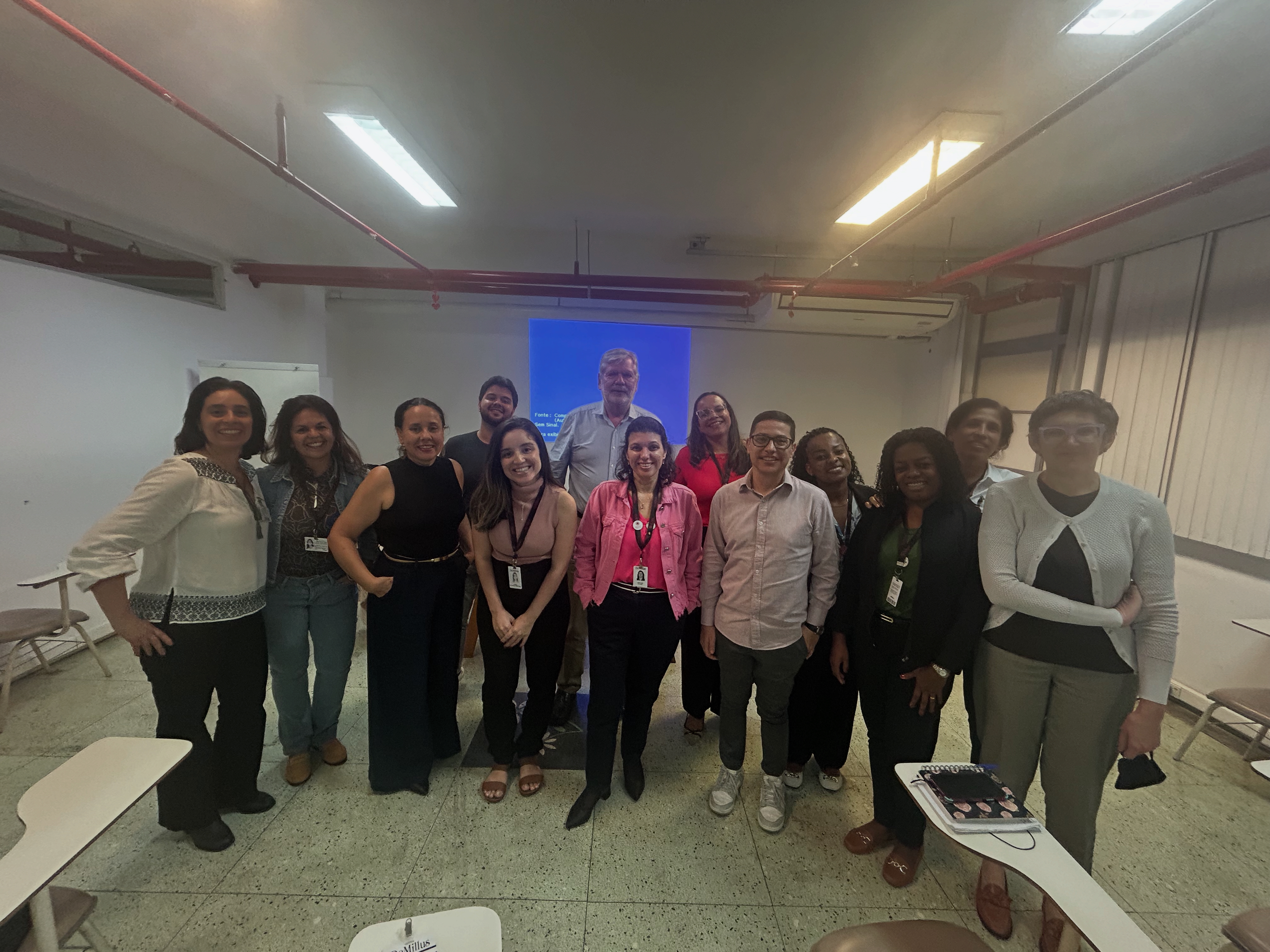 Curso de Reforma tributária sobre o consumo na empresa DeMillus