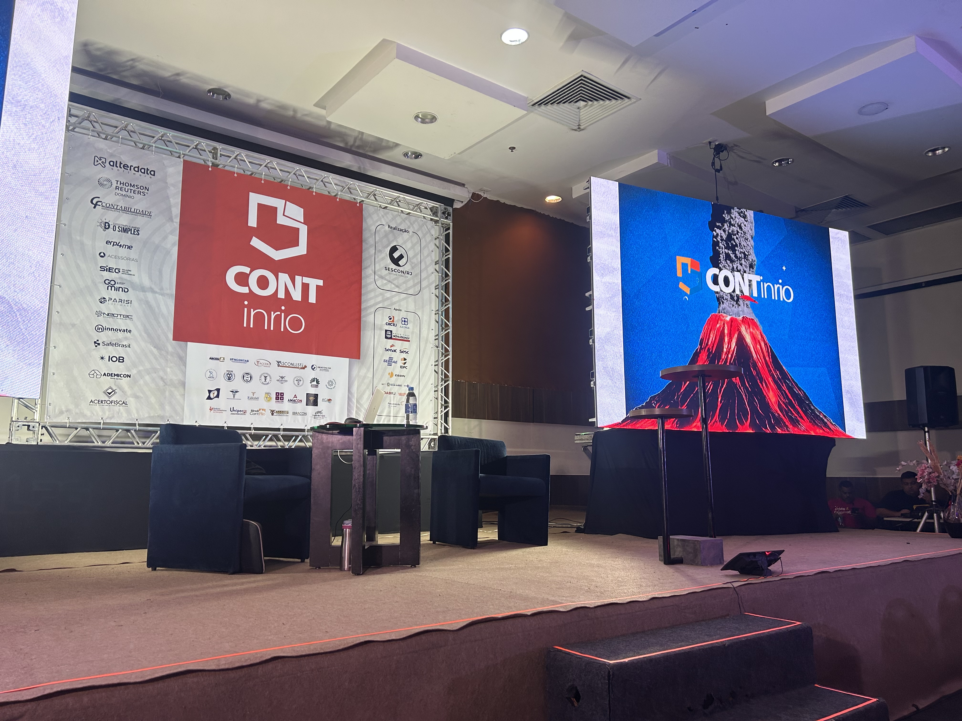 Palestra de reforma tributária no Cont inrio